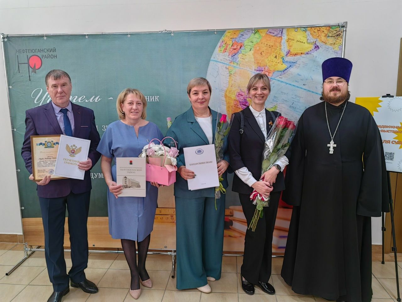 Настоятель храма принял участие в Торжественном приеме по случаю дня учителя и дня дошкольного работника