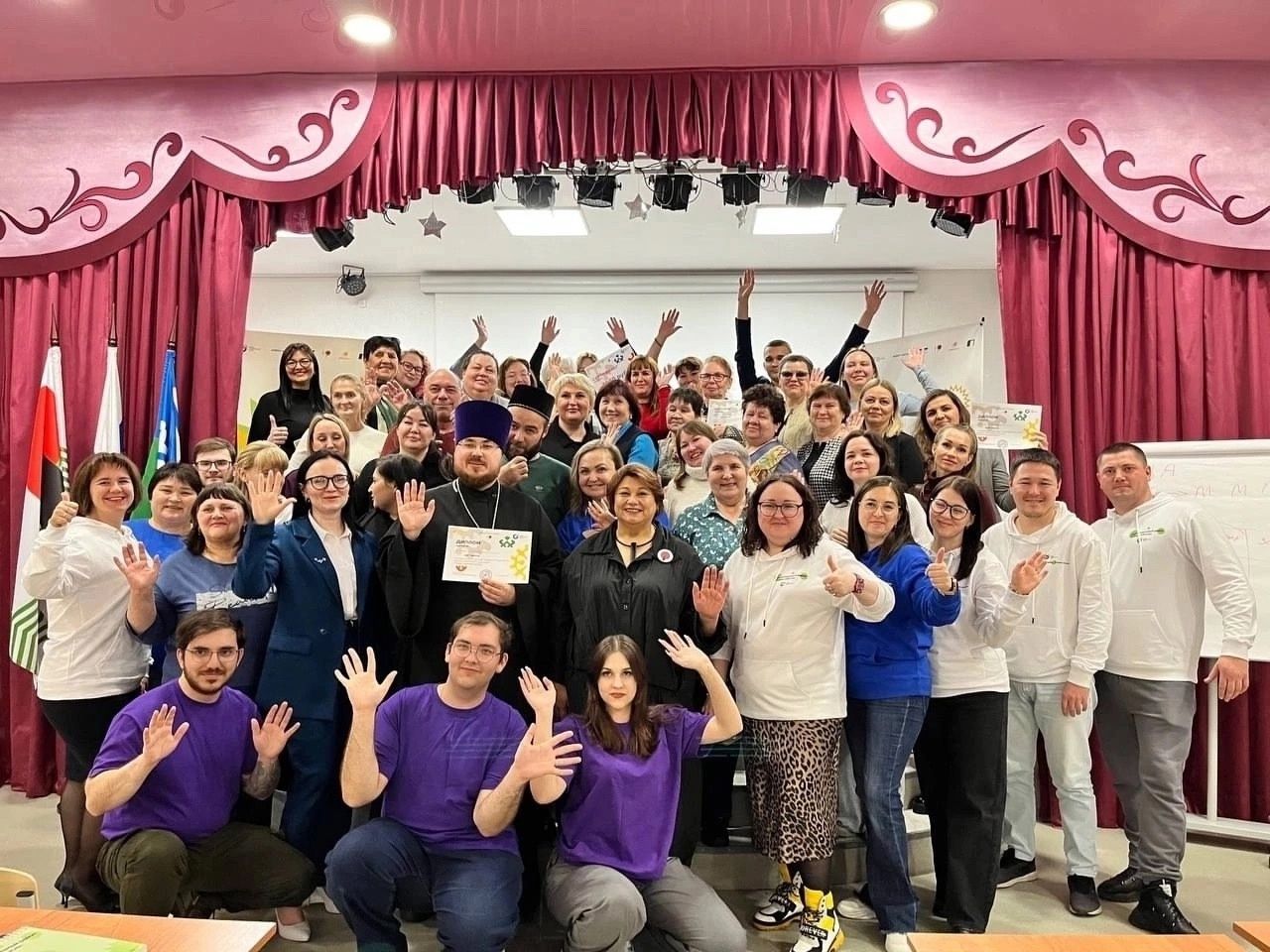 Фестиваль инициатив "Неравнодушный район" состоялся в Пойковском