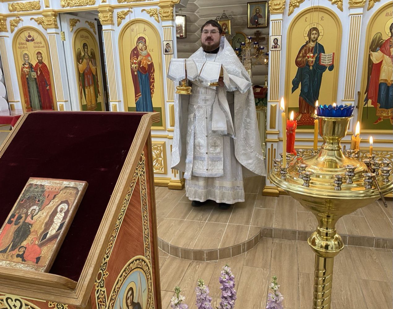 Богослужение в Лазареву субботу